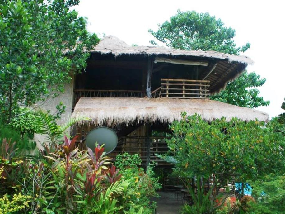 Damires Hills Farm And Spa Resort Pototan Exterior photo